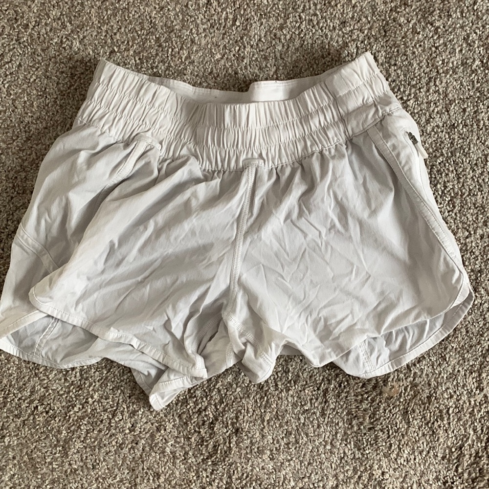 Size 6 4 inch track that short